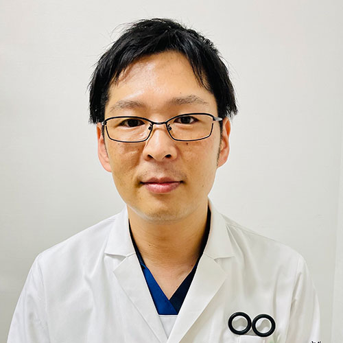 薬局長 三塚 晴彦